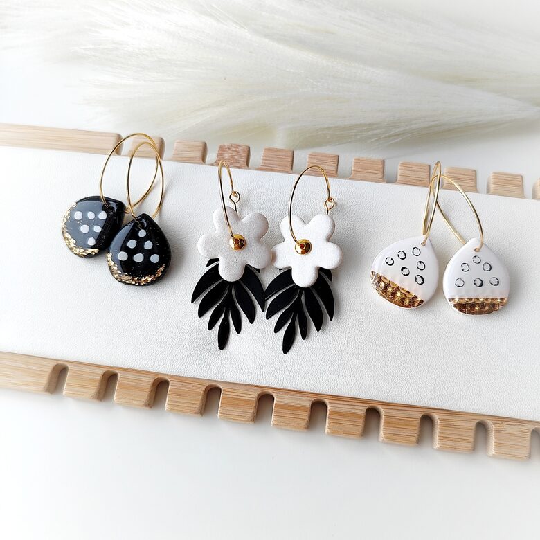 Melnbalti auskari no polimērmāla, dažādi veidi