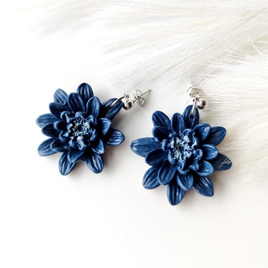 Dark blue flower earrings