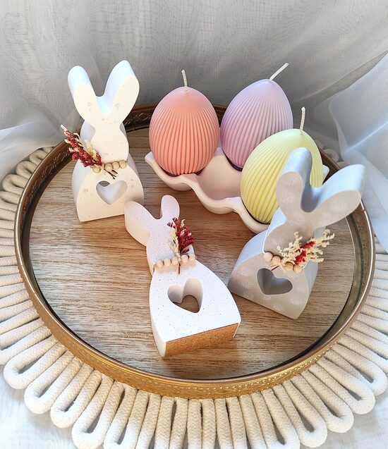 Easter gift sets and decor