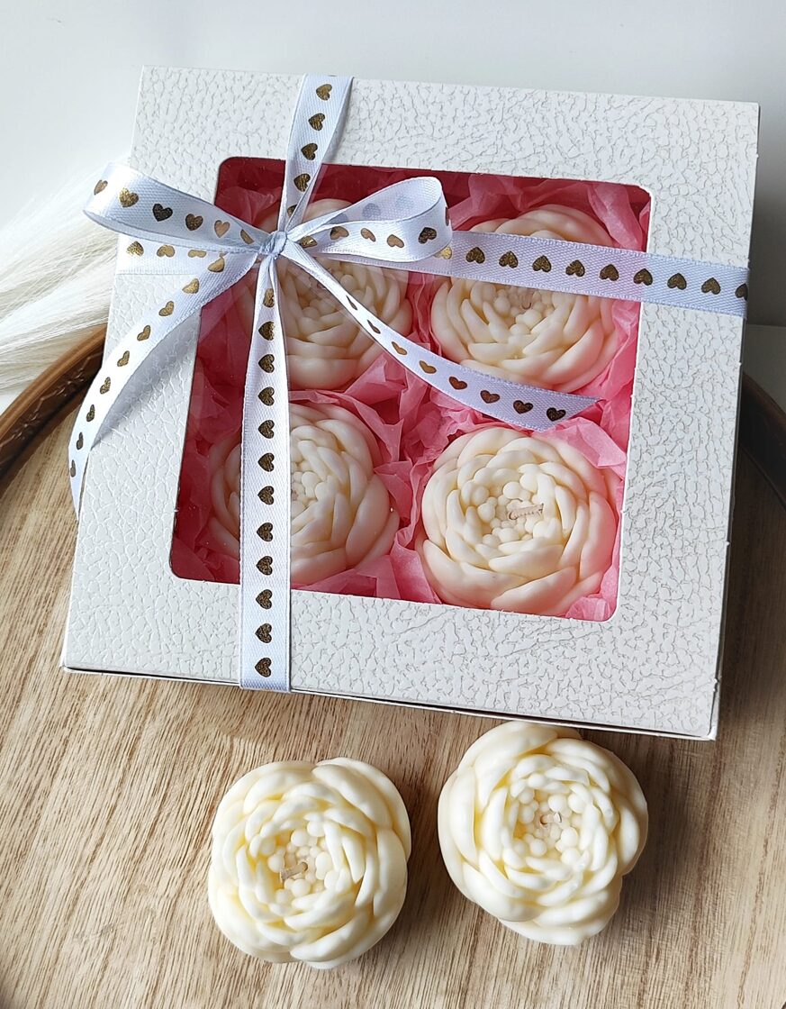 Peonijas sveču komplekts, dabīgs sojas vasks, bez aromāta, AK Berries roku darbs